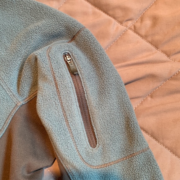 Columbia teal fleece sweater - Picture 3 of 6